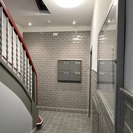 Apartment Kranich mit 3 Zimmern, top Infrastrukturlage HH Langenhorn, nähe Airport, Boxspringbetten und Arbeitsplätzen mit Glasfaser WLAN-2