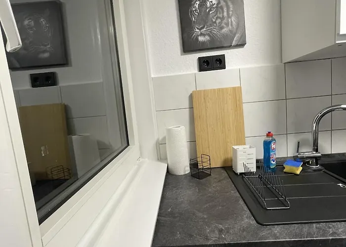 Modern Comfort In Central Hamburg 3 Room Apartment